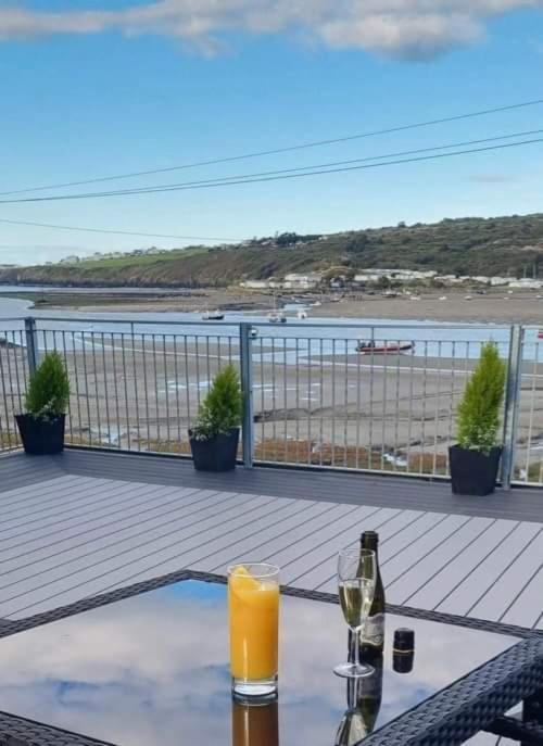 The Teifi Waterside Hotel كارديغين المظهر الخارجي الصورة